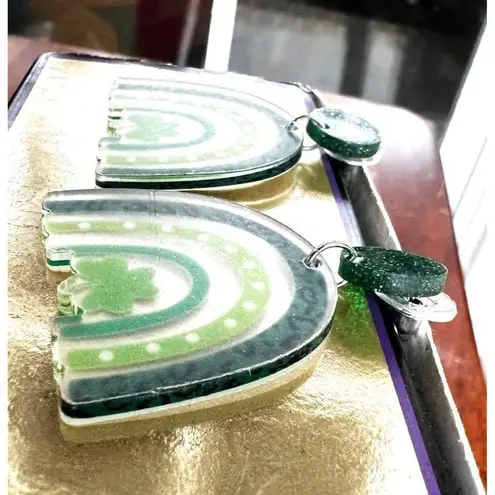 St Patrick's Day Earrings Shamrock Rainbow Shaped Dangle Whimsical New P… Green