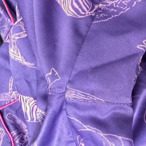 Chelsea Peers Safari Pajama Set Womens Small Purple Satin Button Up Elastic Pink - Image 8