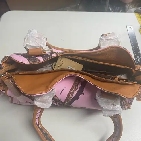 Mossy Oak Women’s Concealed Carry Cross Stud Handbag Pink Brown 15X5X8.5 NEW