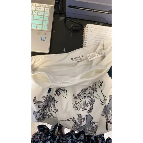 Athleta  Laser Run Tennis Skort Skirt Tiered Floral Tennis Running Golf size XS