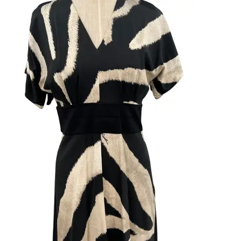 Roberto Cavalli Just Cavalli Zebra Print V-Neck Dress Short Sleeve Black Cream Size 40 US 4