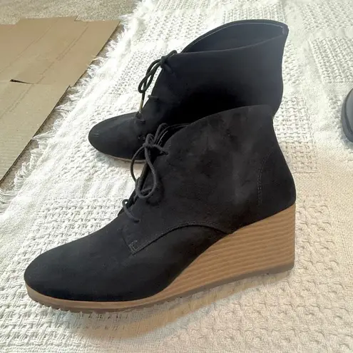 Dr. Scholl's 10 Ceelia faux suede wedge lace up ankle boot 2587 Black