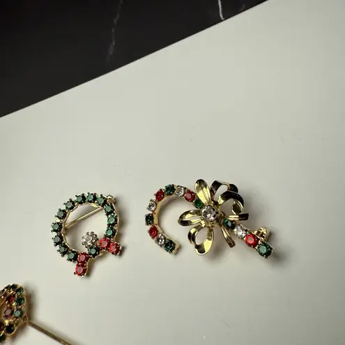 Rhinestone Christmas Holiday Lot Of 3 Brooch Pin Gold Tone Wreath / Candy Cane