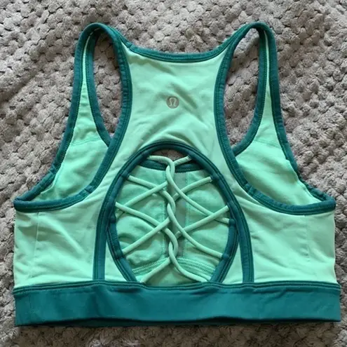 Lululemon  Green Teal Criss Cross Sports Bra GYM Activewear Size XS EUC #1024