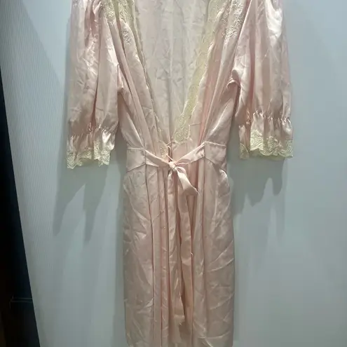 Sarah Blue Elegant Pink Lace Trim Robe Size M