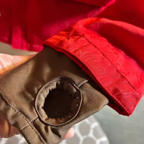 Burton Red Ski Jacket with Hood and Relaxed Fit