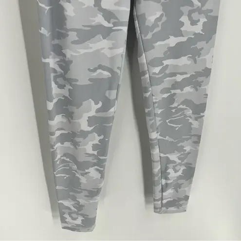 Strut this  Women’s Gray White Camo Leggings Medium