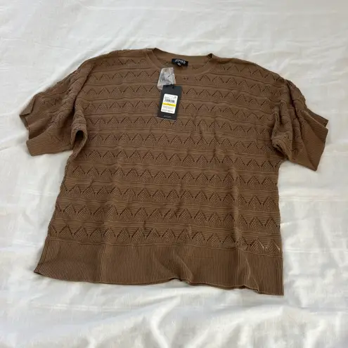 Jones New York crochet blouse  Size medium  Condition: NWT Color: Brown  Details : - Open knit  - Perfect on its own or tucked in  Extra: - I ship between 1-2 days