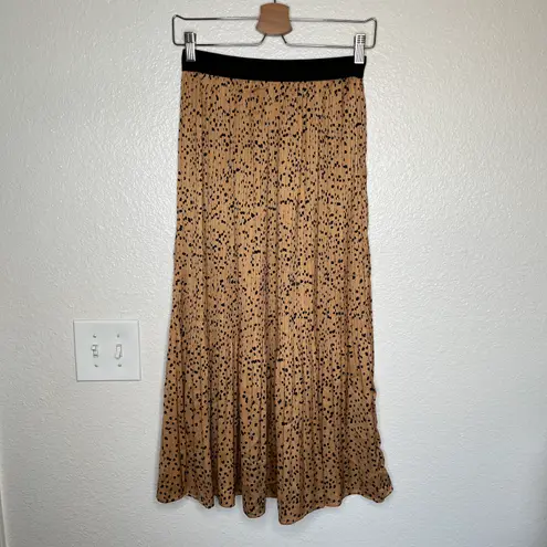 Code x Mode Code mode orange cheetah print pleated midi skirt size small