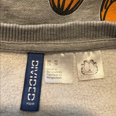 Divided  XS Garfield Crewneck Sweatshirt Eat and Sleep