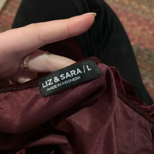 LIZ & SARA MAROON VELVET MATCHING SKIRT & CROP TOP SET Red Size undefined