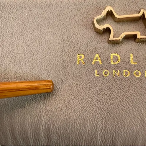 Radley London Medium Zip Around Ash Gray Leather Crossbody Bag