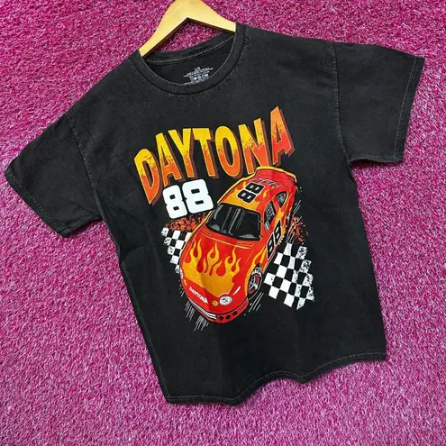 Daytona Racing Team Car 88 Daytona Raceway Tailgate Tee L