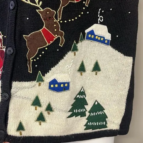 Bobbie Brooks Women’s V