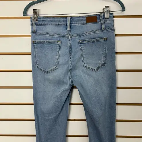 Judy Blue Women's size 7/28 Tulip Hem Skinny Fit Distressed Blue Jeans JB8838