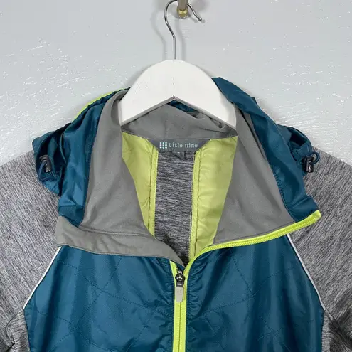 Title Nine Women S Gray Blue Willpower Running Jacket Full Zip Hooded Quilted