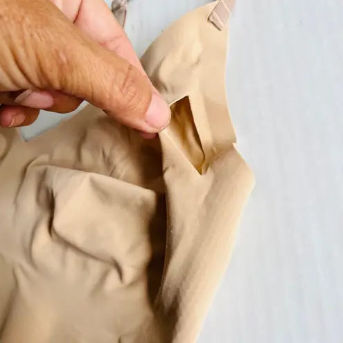 True n Co Sz S True Body Seamless Triangle Convertible Strap Bra No Pads Incl. Tan