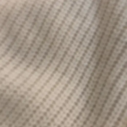 Montrez Boutique Ivory Knit V Neck Back Twist Knotted Sexy Sweater Sz. S