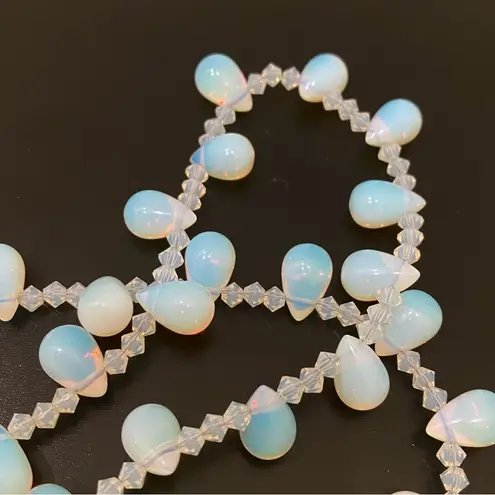 Opalite Teardrop Top Drilled Beaded 18” Necklace W/ Sterling Silver Clasp 32g. White