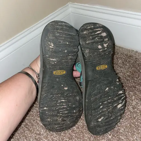 Keen Whisper Fisherman Strappy Hiking Sandals- Gray and Teal Size 7