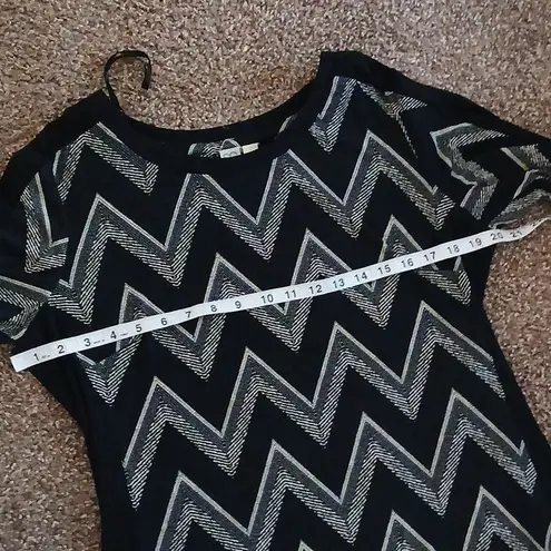 Emma & Michele black and white abstract quarter sleeve midi dress size large