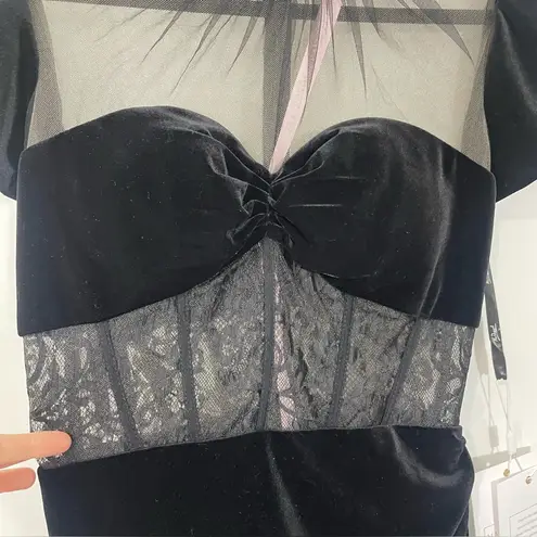 Mac Duggal NWT Sheer Bustier Top Lace Asymmetrical Hemline Black Velvet Dress 2