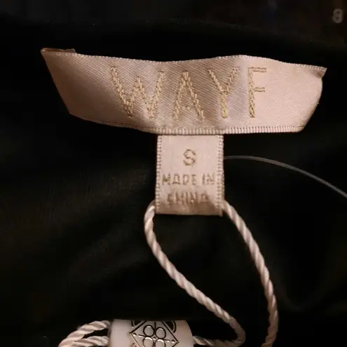 WAYF Emma Rose Top Women's Small Black Sequin Crop Sleeveless Blouse