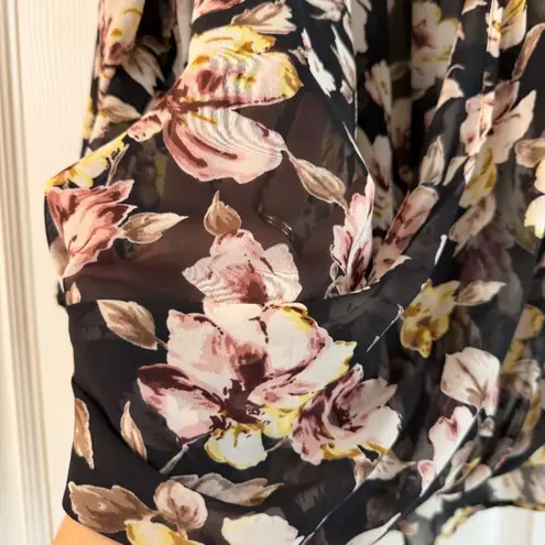Leith Nordstrom Semi Sheer Drape Front Floral Blouse Top Size Medium