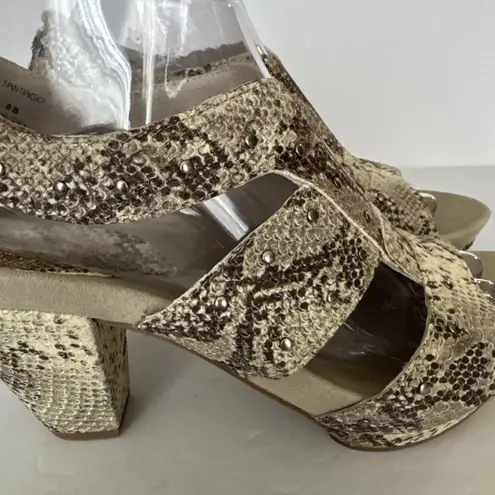 Earthies Sandles Santiago Beige Snake Embossed Leather Studded Edgy Animal 8 B Tan