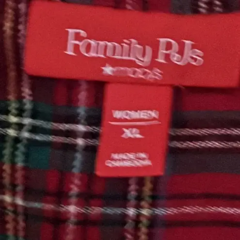 Macy's Macy’s Family Pj’s - Red Green Plaid - XL