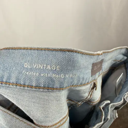 DL1961 Patti Straight High Rise Vintage Distressed Jeans in Blue Size 27