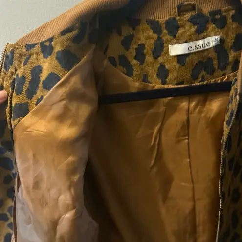 Essue Boutique Leopard Bomber Jacket