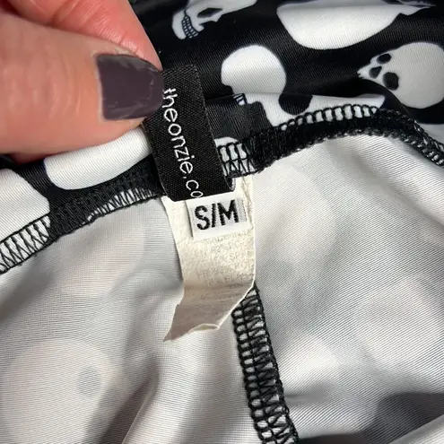 Onzie Skull Print Capri Leggings