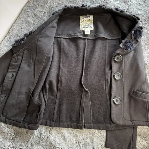 Nick & Mo Women's Sz S Buttoned Jacket Blazer Gray Flowered Appliqué Collar