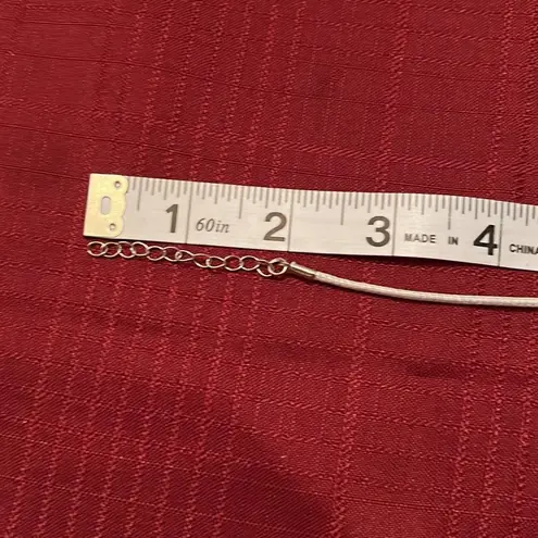 Adorable necklace & earrings set w/tree of life charm & shells EUC