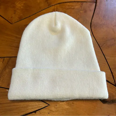 NEW Butterfly Embroidered Beanie Hat Ski Snow Winter Yoga Peace White Blue