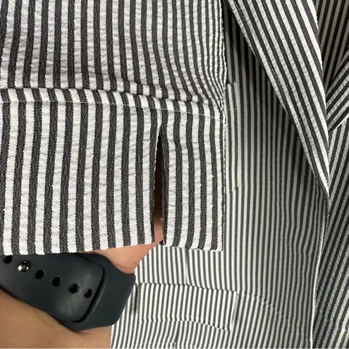 Sag Harbor Black and White Striped Blazer Size 18