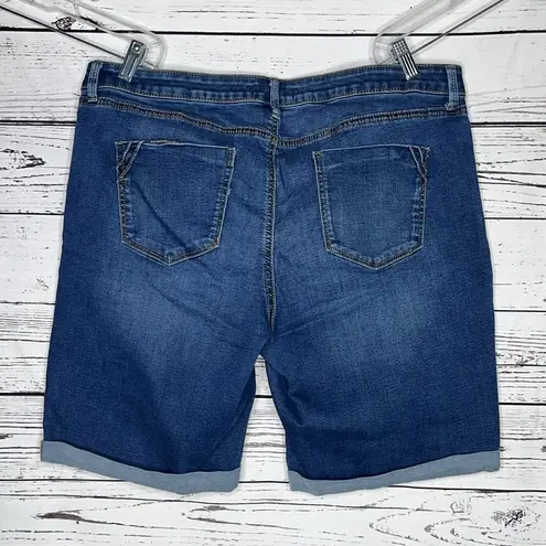 Apt. 9  Size 18 Blue Denim Distressed Cuffed Leg Bermuda Jean Shorts