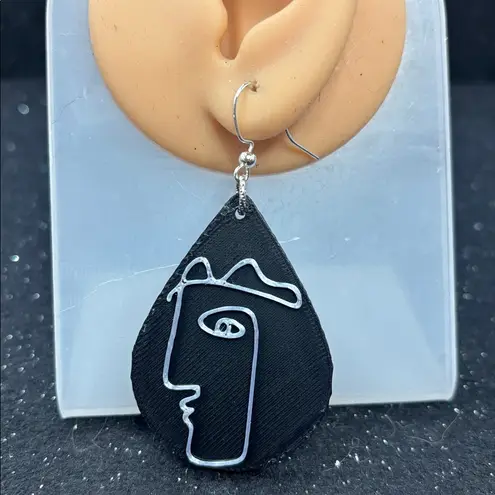 🎨✨ Abstract Picasso Teardrop Earrings | Silver Tone Accents 🩶 Black