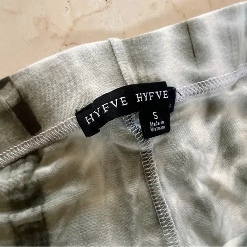 HYFVE  Like New Gray Green and White Tie-Dye Flared Pants Sz small - Image 3