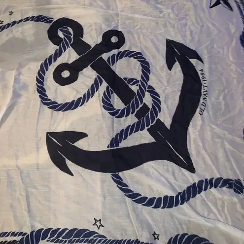 Old Navy  anchor scarf