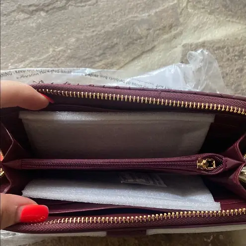 Badgley Mischka Burgundy Quilted Clutch & Wristlet Phone Wallet Plum nwt