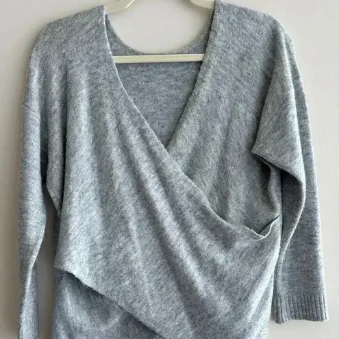 Pure / US Collection Grey Cross Front Sweater, Cozy Trendy Fall Knit, Medium Gray