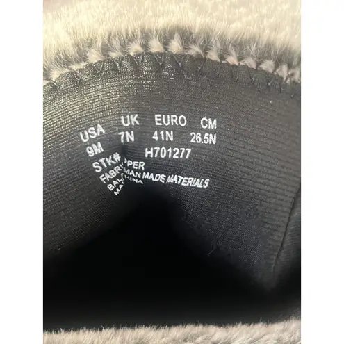 Life style Black woman Size 9 Faux Suede Wedge Boots Faux Fur Trim Zip Up