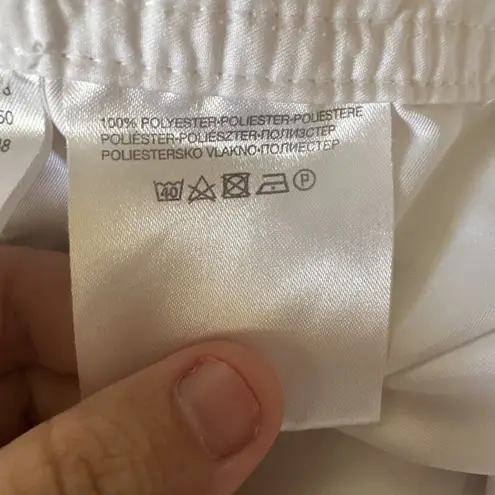 Canda Collection at C&A White Cargo Capri Pants Women’s Size 18 Drawstring Hem