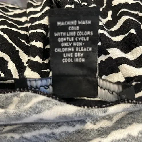 Marina Luna Zebra Print Buttoned Cardigan Women’s Plus Sz 3X Rayon Spandex Black