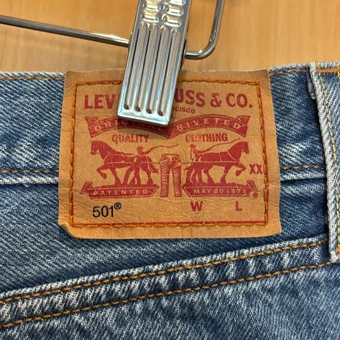 Levi's Levi’s Women’s 501 Shorts Denim Cutoff Button Fly Size 33