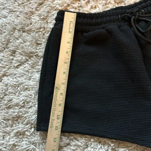 Native Language Clothing Waffle Shorties Shorts Women's Black