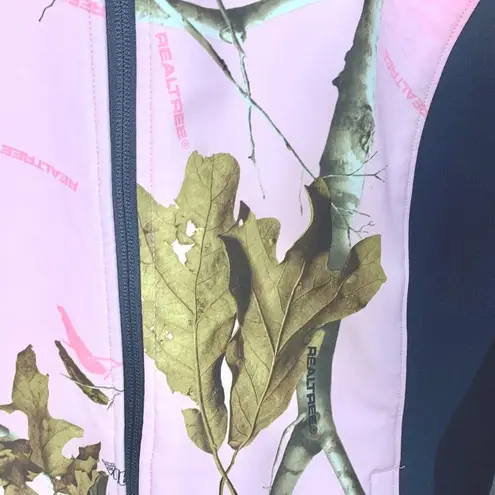 Gander mountain Realtree Camo Jacket Fleece Lined Zip Up M Pink Black Hunting