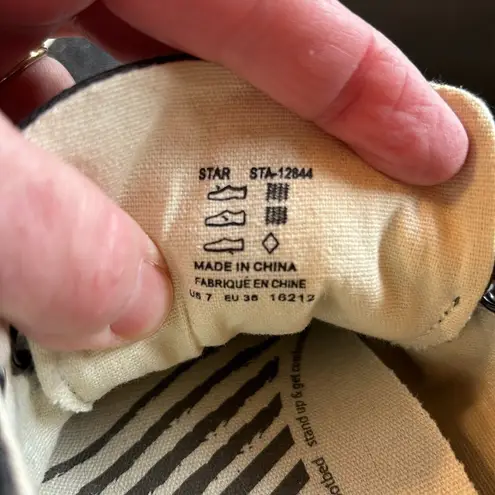 Taos Footwear Star STA